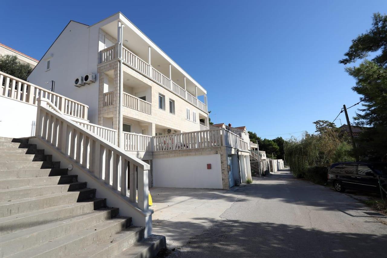 Sea View Apartments Selca  Exterior photo